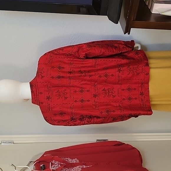 𝅺VTG BLEU BAYOU Red Silk Embroidered Beaded Holiday Shacket - Picture 6 of 10